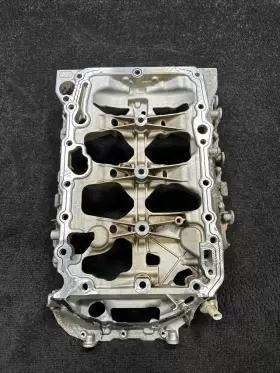 06K103603AN AUDI Engine Upper Oil Pan Sump A3 Q3 Golf