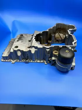 7570685 BAVARIAN MOTOR WORKS Engine Upper Oil Pan 550I 650I #3 7570685 BAVARIAN MOTOR WORKS Engine Upper Oil Pan 550I 650I #3