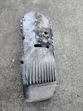 11131264285 BMW Oil Pan Sump E24 E23 M30