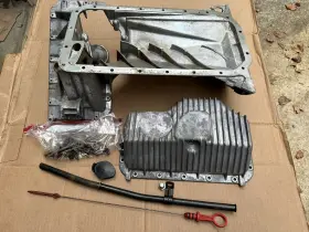 11131715120 BMW Oil Pan M42 318IS