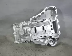 11137843141 BMW Upper Engine Oil Pan Sump F10 M5 F12 M6
