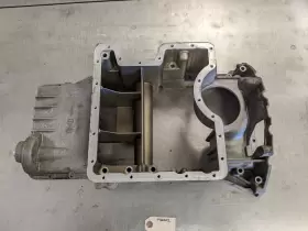 7506976 BMW Upper Engine Oil Pan X5