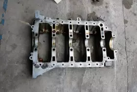7629928 BMW Engine Bed Plate Upper Oil Pan Griddle F25 F30