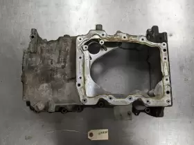 12673400 CHEVROLET Upper Engine Oil Pan #2