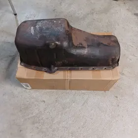 1564863 CHEVROLET Block Oil Pan Studebaker