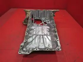 24585350 CHEVROLET Lwn Duramax Diesel Upper Oil Pan Gm Gmc #2