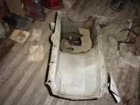 BLAZERS10 CHEVROLET TRUCK Oil Pan Astro #2
