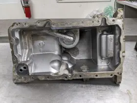 04892229AA DODGE Engine Oil Pan 4WD Nitro #3
