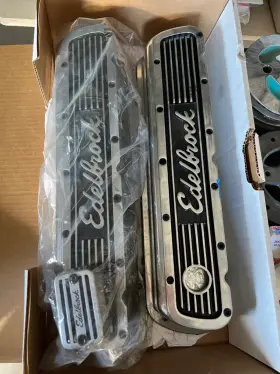 42604 EDELBROCK Engine Valve Cove 351 Ford #3