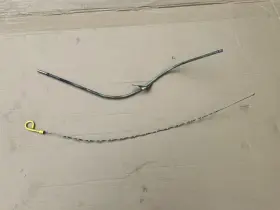 Ford Econoline Van 7.5L - Efi Engine Oil Dipstick And Tube