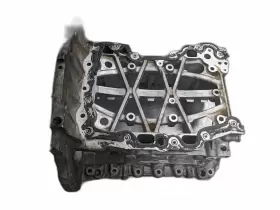 BT4E6U003CD FORD Upper Engine Oil Pan Turbo Focus