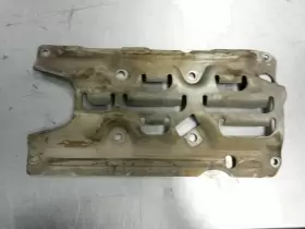 YL8E6687BB FORD Engine Oil Baffle Escape
