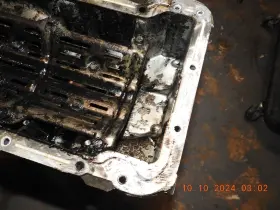12634972 GENERAL MOTORS Duramax Upper Oil Pan Lbz Lly Gmc #3