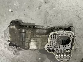 98005474 GENERAL MOTORS Upper Oil Pan Duramax Lly Lbz Lmm #3
