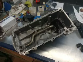 12621360 GM Upper Lower Oil Pan Suburban Tahoe Silverado #3
