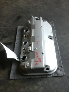 350.HO1302 HONDA Valve Cover Odyssey #3