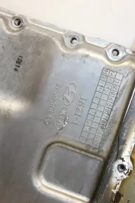 21520-3CEA2 HYUNDAI Upper Oil Pan Genesis #2