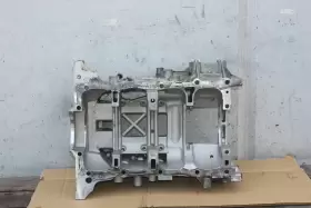 21520-3LTB0 HYUNDAI Upper Oil Pan G70 Turbo 303 Kia Genesis #2