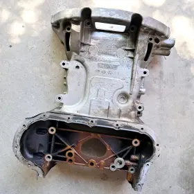 9A227968 HYUNDAI Upper Oil Pan Lower Cylinder Block Genesis