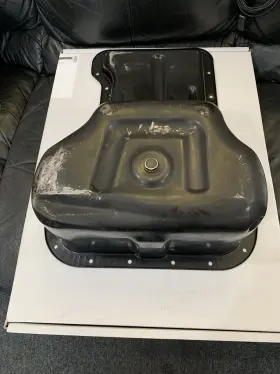 1843324C91 INTERNATIONAL Oil Pan #3