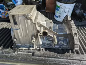 G4D3-6706-CA JAGUAR Engine Oil Pan Pace Velar Awd