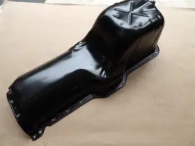 5302833 JEEP Engine Oil Pan Comanche Dent I6 Wrangler