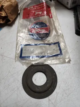 908301 JEEP Nos Oil Slinger