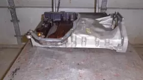 21520-3C100 KIA Upper Oil Pan Sedona #3