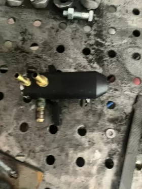 UTCRV2BA-B KILLER B Upper Coolant Reservoir Barbed Fittings #3