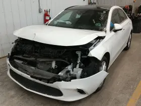 A220 MERCEDES Oil Pan