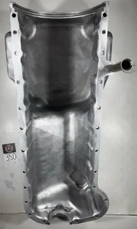 1860100113 MERCEDES Adenauer Engine Oil Pan 350
