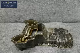 272-014-08-02 MERCEDES Engine Upper Oil Pan W209 CLK350 C300