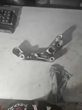 2720140195 MERCEDES Oil Pan Mount Bracket W204 C300