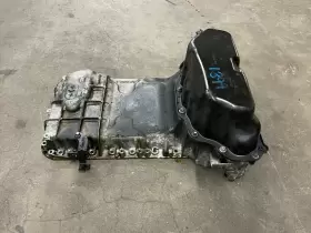 2760142800 MERCEDES Engine Motor Lower Oil Pan