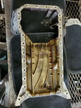 GL550 MERCEDES Oil Pan Upper G550