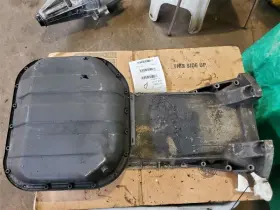 E420 MERCEDES Oil Pan #2