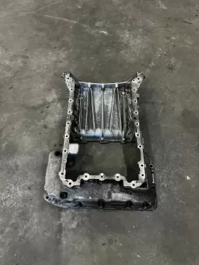 642-014-58-02 MERCEDES Upper Oil Pan Sprinter