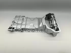 A1520140000 MERCEDES BENZ Engine Oil Pan CLS63 E63 ML63 #2