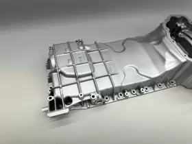 A1520140000 MERCEDES BENZ Engine Oil Pan CLS63 E63 ML63 #3