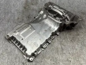 A6420144202 MERCEDES Bluetec Diesel Engine Upper Oil Pan W166