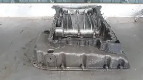 SPRINTV25 MERCEDES-BENZ TRUCK Upper Oil Pan 2500 Sprinter