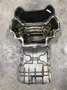 R2720142102 MERCEDES Es Upper Lower Engine Motor Oil Pan Sl