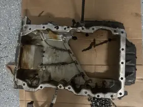 14906795 MID VALLEY Lower Oil Pan Promaster 1500 Jeep Ram