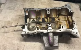 MN187236 MITSUBISHI Sport Engine Block Upper Oil Pan