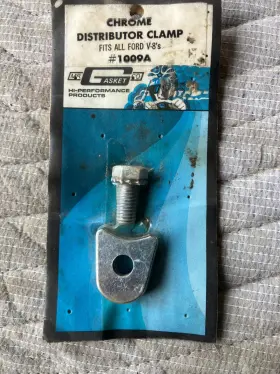 1009A MR GASKET Distributor Clamp Ford