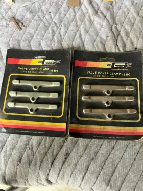 6393 MR GASKET Valve Cover Clamps Finish Packets Nos Chevy