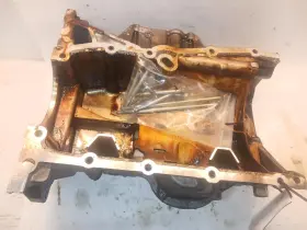 111105RB0A NISSAN Oil Pan Upper Versa