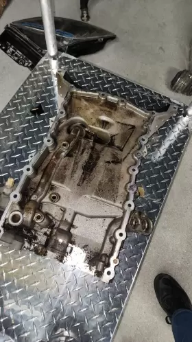 6G33-6706-AD Aston Martin Vantage Engine Oil Sump #3