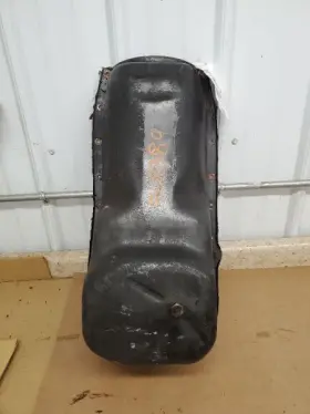 Ninety-ei OLDSMOBILE Oil Pan Diesel