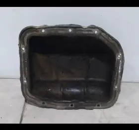 16576929 KIA Oil Pan Lower Hyundai Sedona #2 16576929 KIA Oil Pan Lower Hyundai Sedona #2